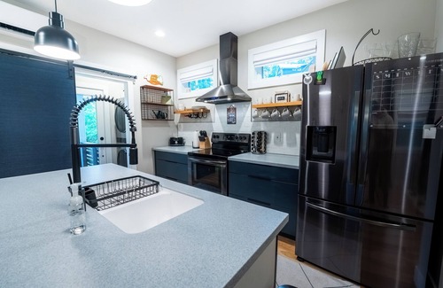 Kenilworth House | Modern 2 Bedroom House