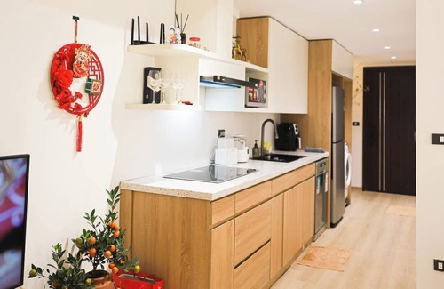 Dong Da Condo | Modern 2-BR condo - In-unit Washer/Dryer by Ngo An Residences