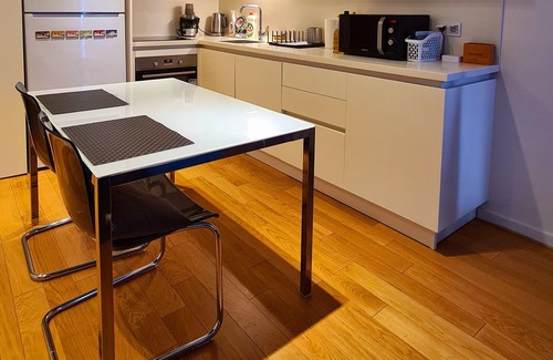 Kadikoy Apartment | Modern 2Bd 2Ba Apartment in Kadikoy