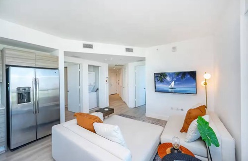 Midtown Apartment | Modern 2BR/2BA Luxury Condo at Hyde Midtown Miami