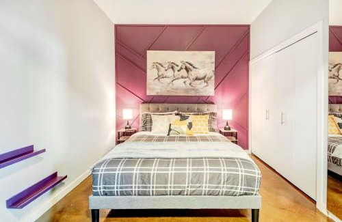 Beltline House | Modern 2BR Condo - King Bed - Downtown City Views