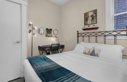 Franklin Park House | Modern 2BR near DT, 8min walk to Park&Conservatory