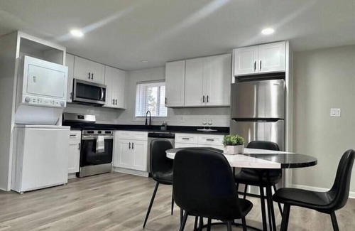 Atlanta Apartment | Modern 2BR Stylish Retreat B Downstairs