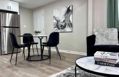 Atlanta Apartment | Modern 2BR Stylish Retreat B Downstairs