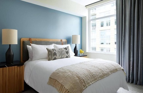 LoDo Hotel | Modern 2BR w/Full Kitchen | Outdoor Pool | BBQ Area | Coors Field – 0.7 miles