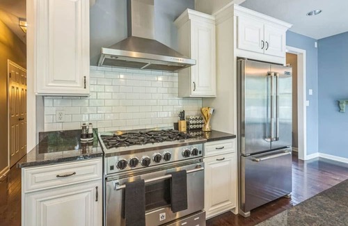 South Side House | Modern 3-Bed Home with Game Room