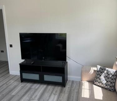 Markinch Apartment | Modern 3 Bedroom Apartment in Markinch, Fife