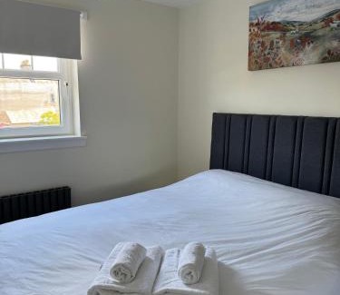 Markinch Apartment | Modern 3 Bedroom Apartment in Markinch, Fife