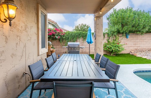 Tatum Ranch House | Modern 3 Bedroom Cave Creek Home with Sparkling Pool