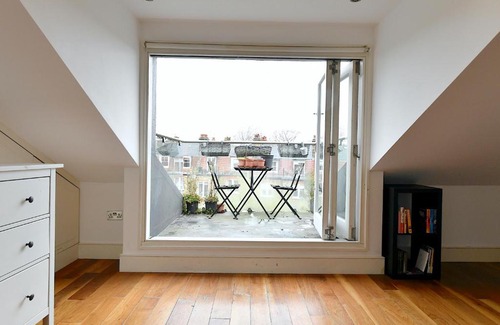 South Hampstead Apartment | Modern 3-Bedroom Flat Close to Regent's Park
