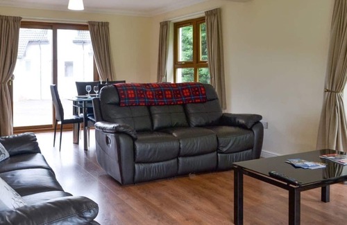 Taynuilt House | Modern 3 bedroom home in Taynuilt, near Oban