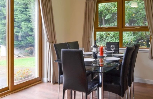 Taynuilt House | Modern 3 bedroom home in Taynuilt, near Oban