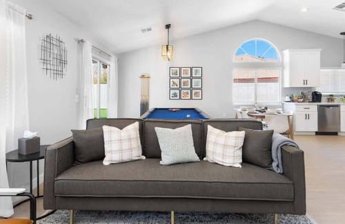 North Las Vegas House | Modern 3 BR Home w/Hot Tub, Pool, Golf!