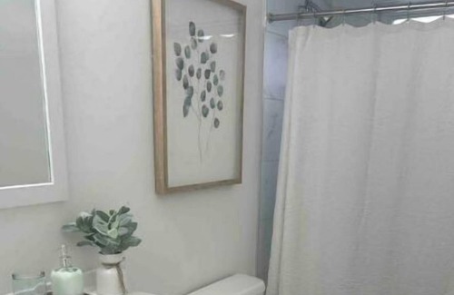 Hillside House | Modern 3bd/2ba 8 mins from EWR