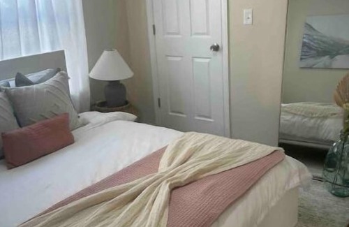 Hillside House | Modern 3bd/2ba 8 mins from EWR