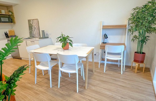 Paraparaumu Beach Apartment | Modern 3Bdr/2bath Apartment ~beach ~golf ~shops