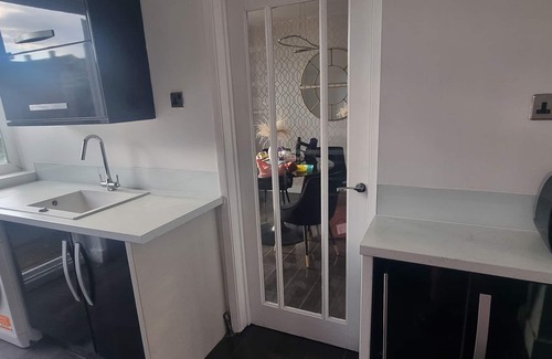 Slough House | Modern 3bed House in Slough