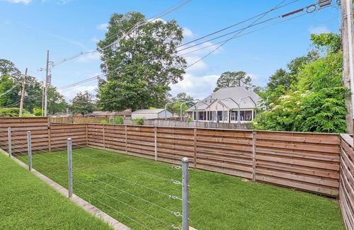 South Baton Rouge House | Modern 3BR/2.5BA House Minutes From Perkins Rowen