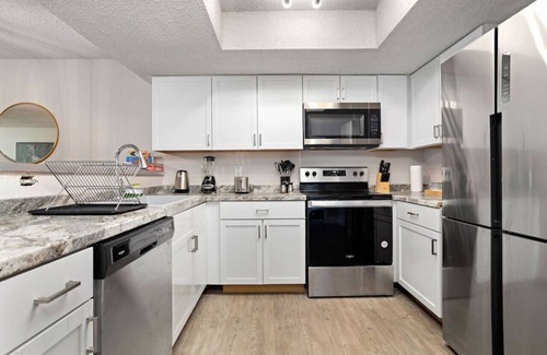 West San Antonio House | Modern 3BR|Lackland & SeaWorld