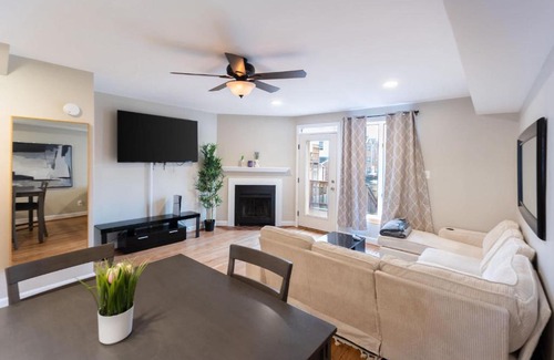 Downtown Baltimore House | Modern 3BR Retreat with BBQ & Smart TV