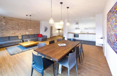 Moabit Apartment | Modern 4-Bedroom Apartment in the Heart of Berlin – Sleeps up to 14