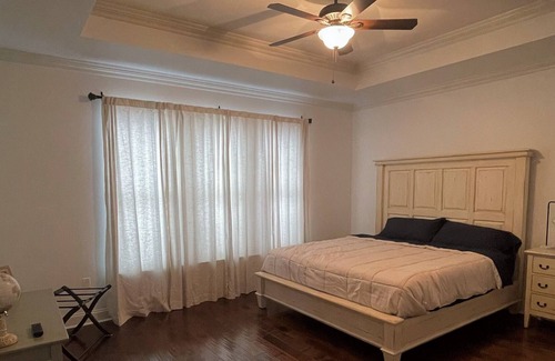 South Baton Rouge House | Modern 4 Bedroom Home