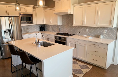 Northwest Boise City House | Modern 4 Bedroom Home- Fun for Family - Short Drive to Downtown