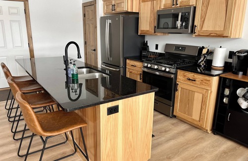 New Lisbon House | Modern 4 bedroom Lake House on Private Lake near WI Dells & Castle Rock Lake