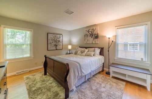 Greensboro House | Modern 4 Bedroom pets welcome