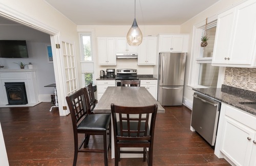 Prince Edward House | Modern 4BR Harbourfront Century Home