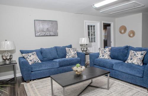 Conyers House | Modern 4BR Home Great Location Spacious