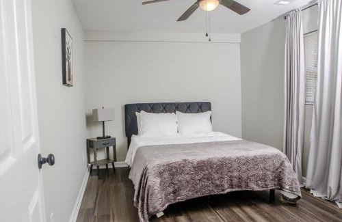 Conyers House | Modern 4BR Home Great Location Spacious