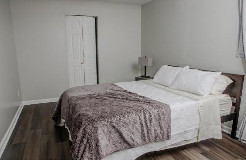 Conyers House | Modern 4BR Home Great Location Spacious