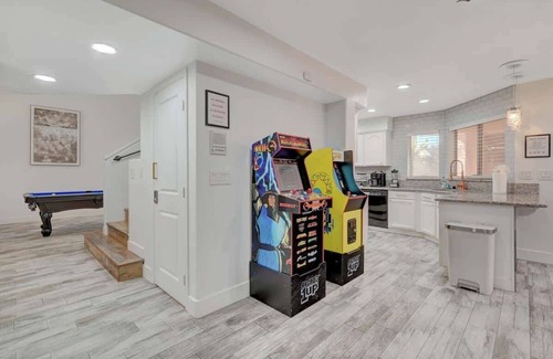 Aliante Sun City House | Modern 4BR Paradise with Pool and Arcade Fun!