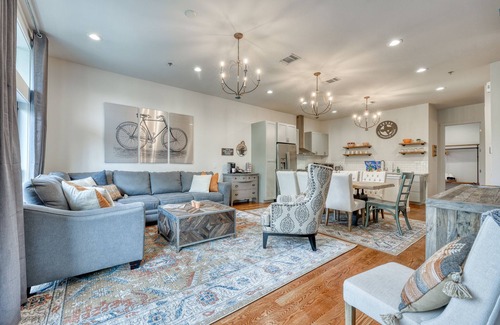 Tobin Hill House | Modern 4BR Pearl Townhome | 4 Bed, 3 Bath