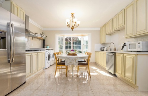 Chino House | Modern 4BR Retreat with Charming Interiors&Comfort