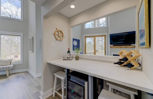 Leesville House | ✰ Modern A-Frame Lake House ✰ 4BR | Rent Jet Skis!