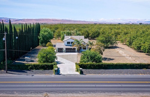 Tracy House | Modern Abode...