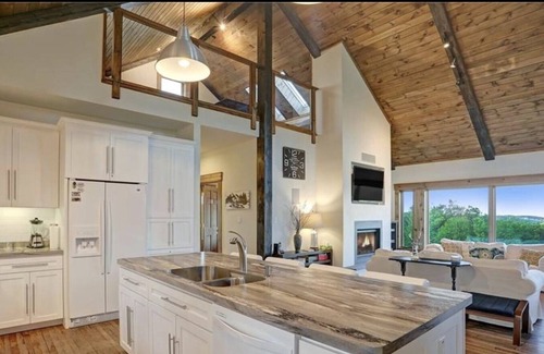 Ellicottville House | Modern, Amazing Views, Game Room, Barrel Sauna, Outdoor Igloo & Free Firewood!