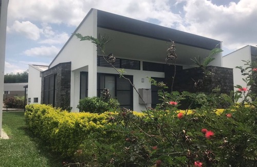 Armenia House | Modern and confortable Villa. Seniors Armenia