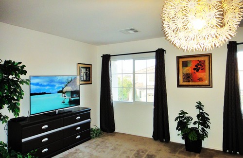 Enterprise House | Modern and cozy house minutes away from the strip in an upscale Las Vegas area