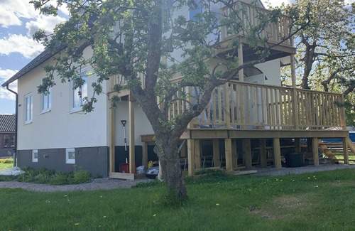 Peru-Lidhem Cottage | Modern and fresh basement apartment for up to 6 plus baby.