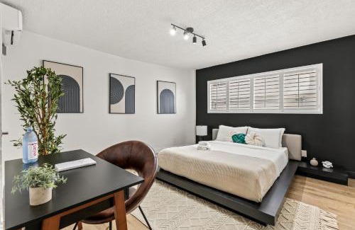 Westwood Apartment | Modern and Spacious 1BR Apt in Prime LA Location!