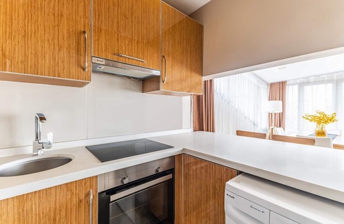 Osmanbey Apartment | Modern and Spacious Flat In Central Sisli