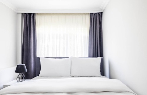 Rasimpasa Apartment | Modern and Spacious Flat in the Heart of Kadikoy