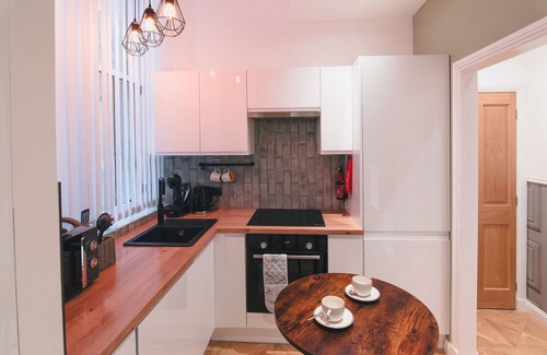 Central Aberdeen Apartment | Modern and Stylish City Centre Apartment , free WiFi