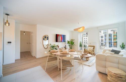 Cormeilles-en-Parisis Apartment | Modern Apartment with River View, Near Paris
