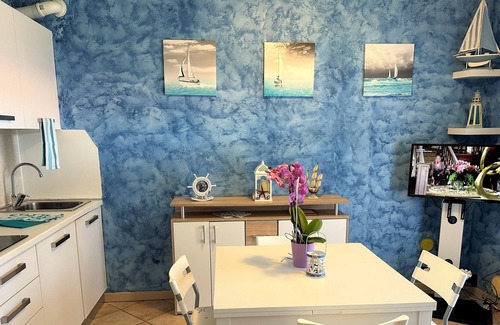 Aprilia Marittima Apartment | Modern apartment with panoramic terrace by Beahost Rentals