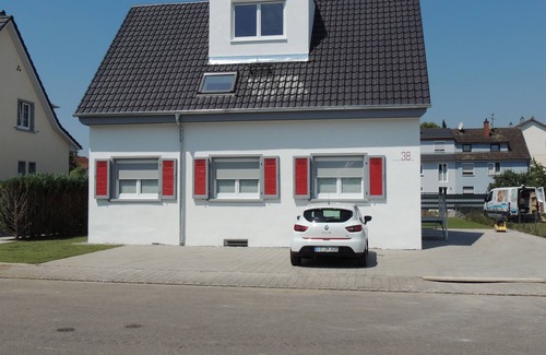 Singen Apartment | Modern apartment on the ground floor