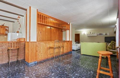 Buenavista del Norte Apartment | Modern Apartment in Buenavista del Norte with a Shared Pool